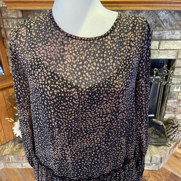 Leopard Print Ruffle Dress - Picture 2 of 7